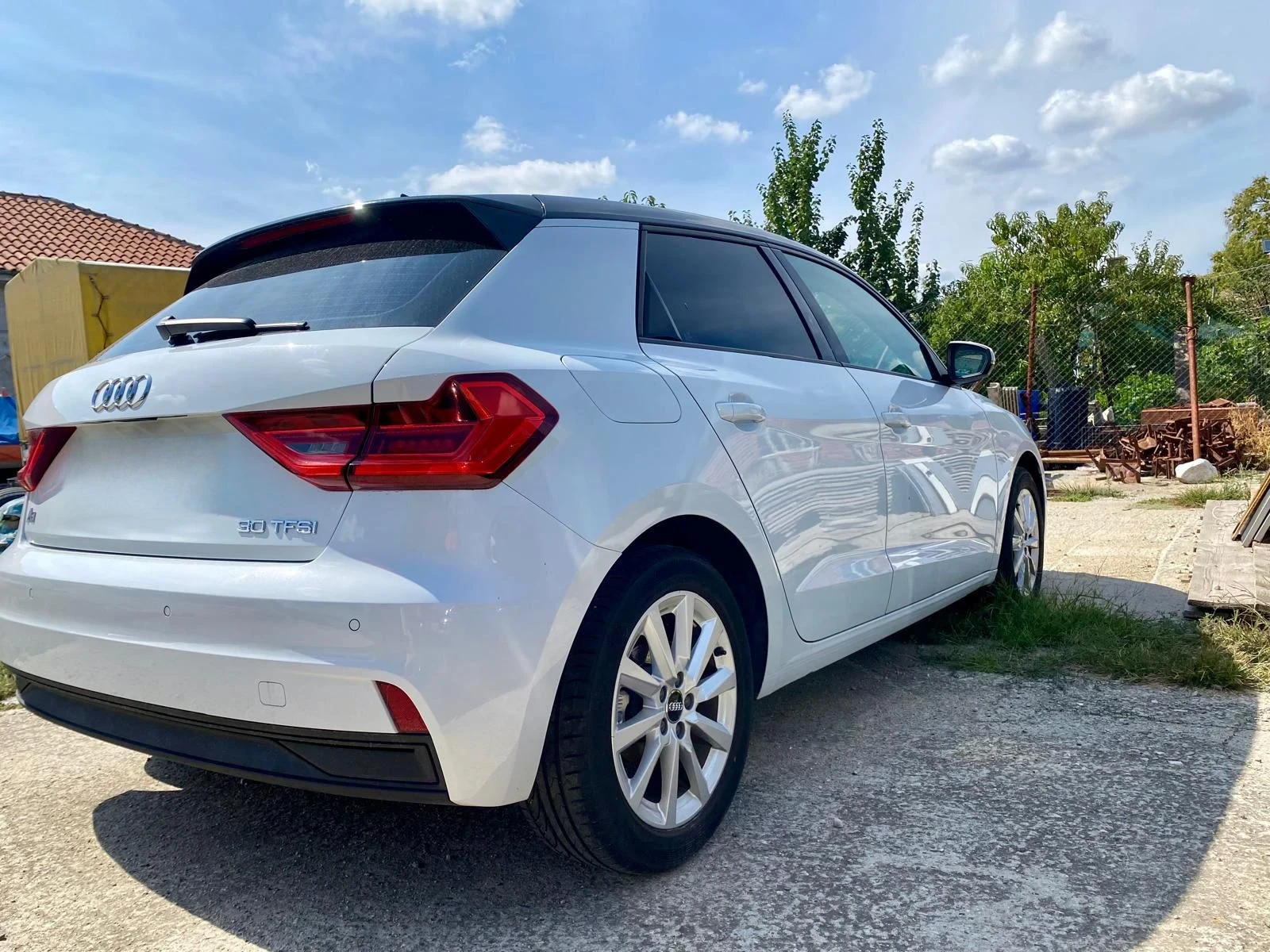 Audi A1  30 TFSI Sportback, Apple CarPlay, LED - изображение 6