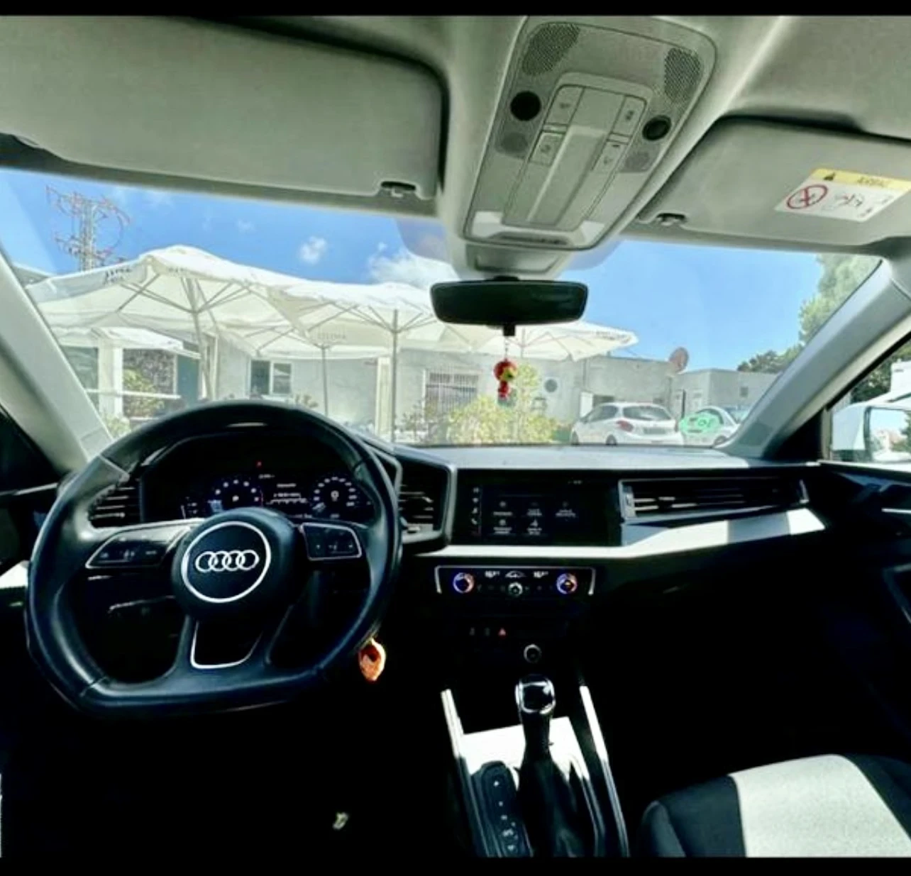 Audi A1  30 TFSI Sportback, Apple CarPlay, LED - изображение 5