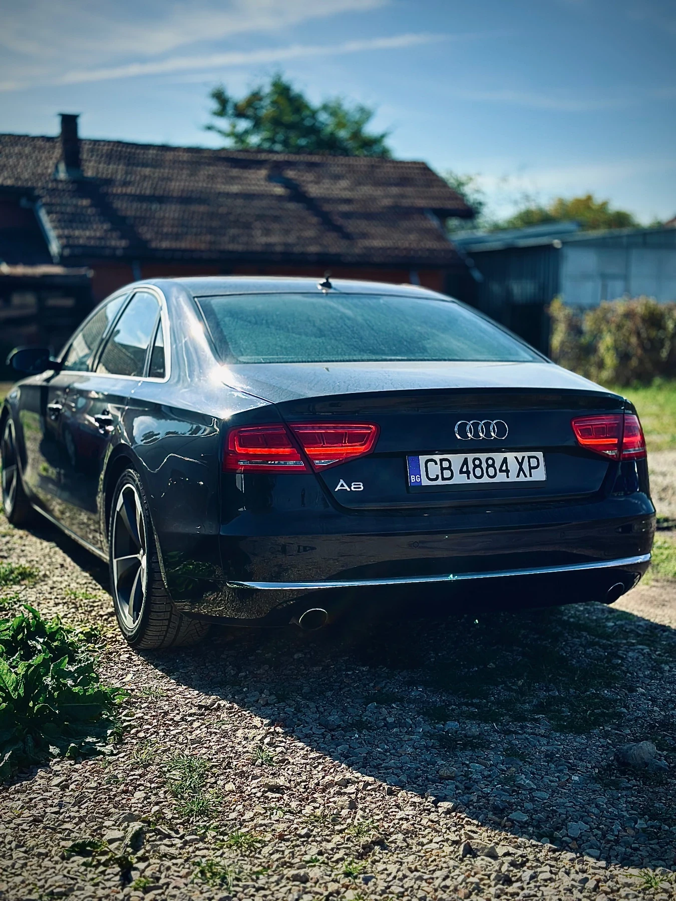 Audi A8  - изображение 2