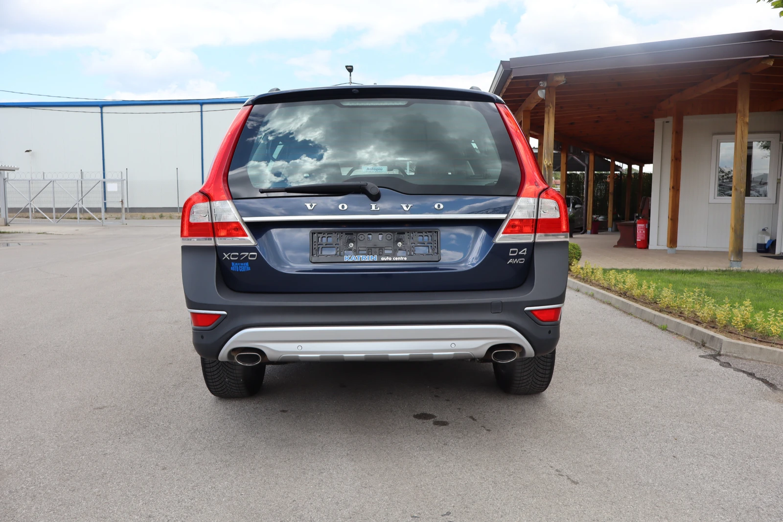 Volvo Xc70 2.4D4* AWD - изображение 5