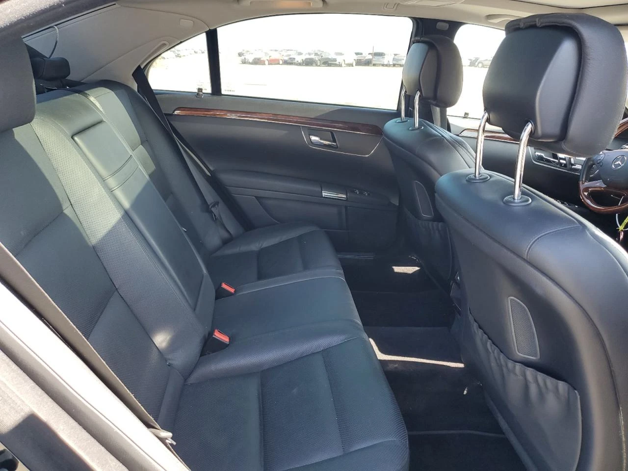 Mercedes-Benz S 550 Long* Обдух* Harman/Kardon* Пано*  - изображение 10