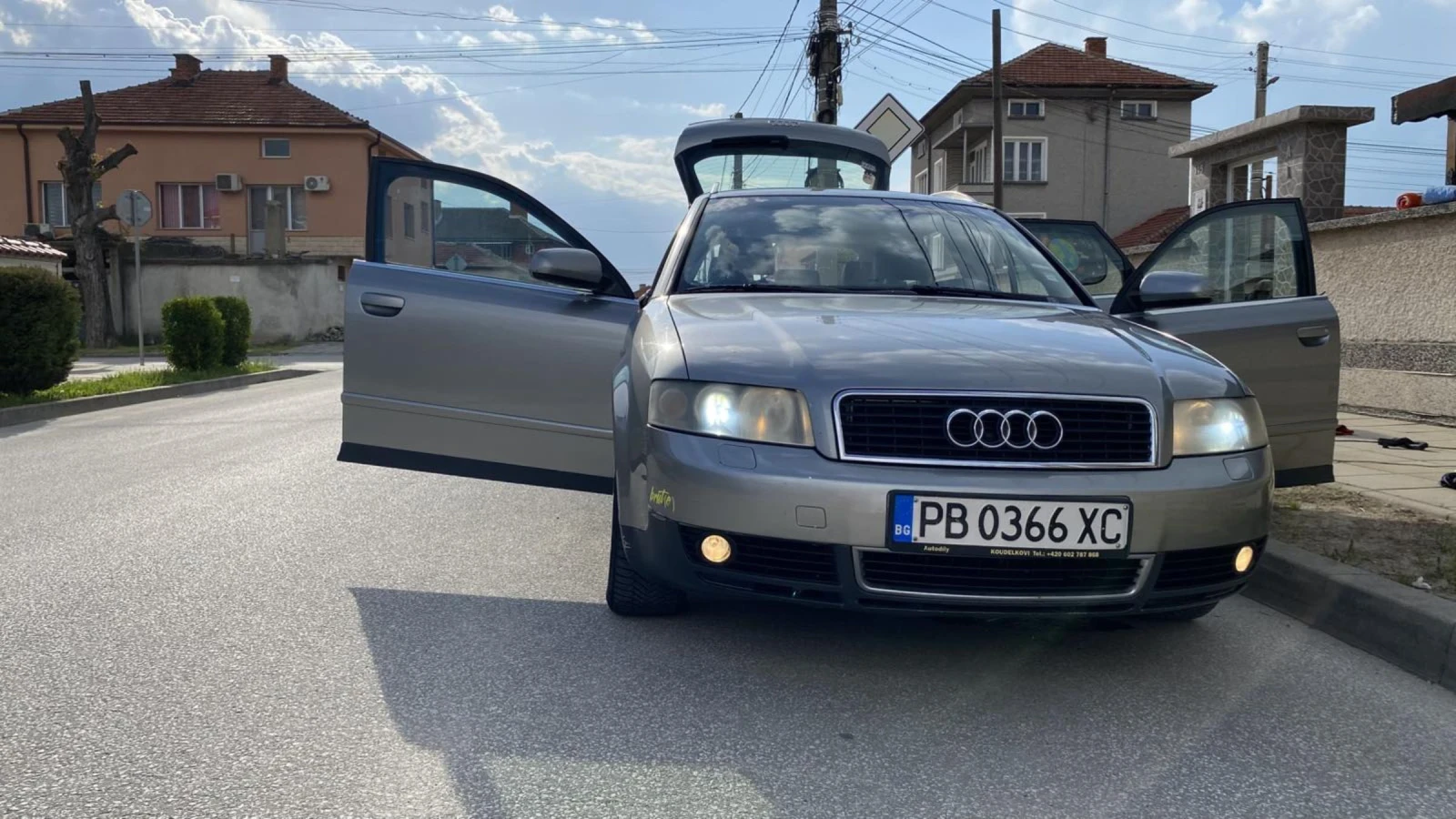 Audi A4 2.5 - изображение 6
