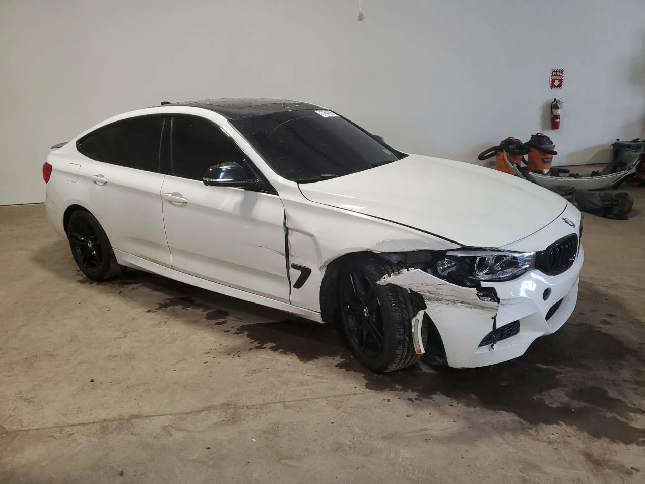 BMW 335 XIGT* M PACK* HARMAN* ПАМЕТ* ПАНО - изображение 4