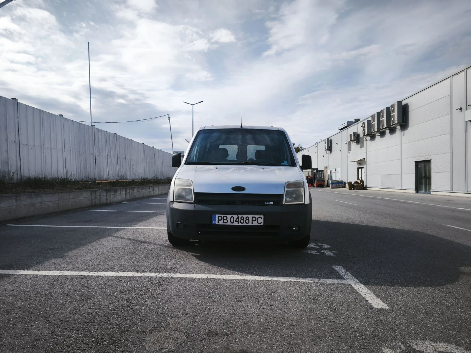 Ford Tourneo Connect  - изображение 3