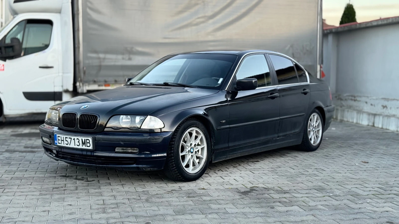 BMW 323 Газ - изображение 3