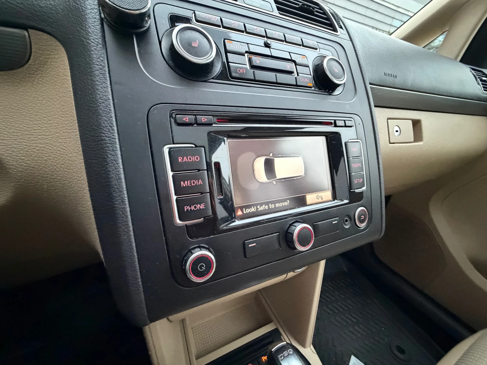 VW Touran 2.0TDI* LED*  | Mobile.bg   12