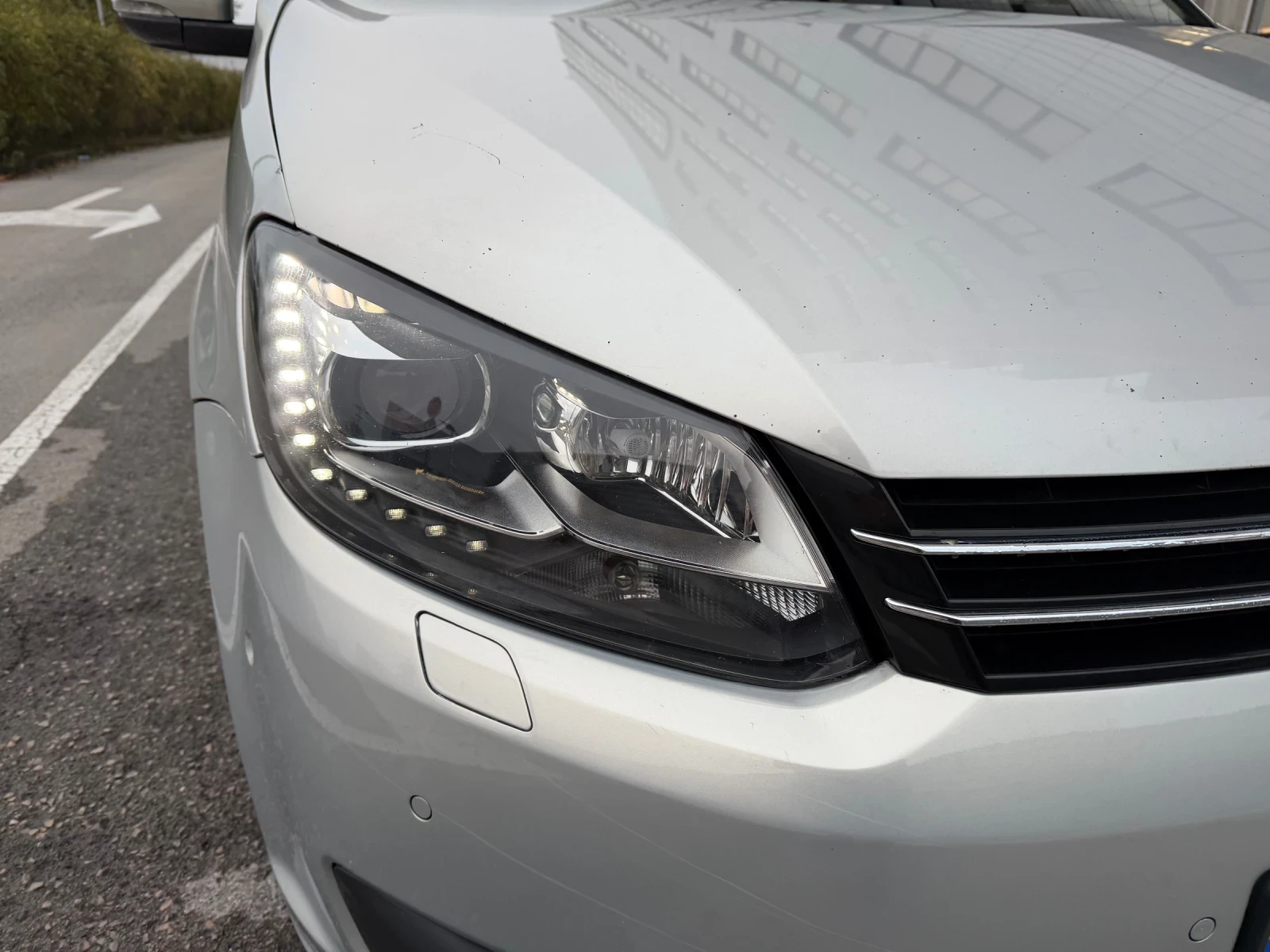 VW Touran 2.0TDI* LED* Панорама - изображение 3