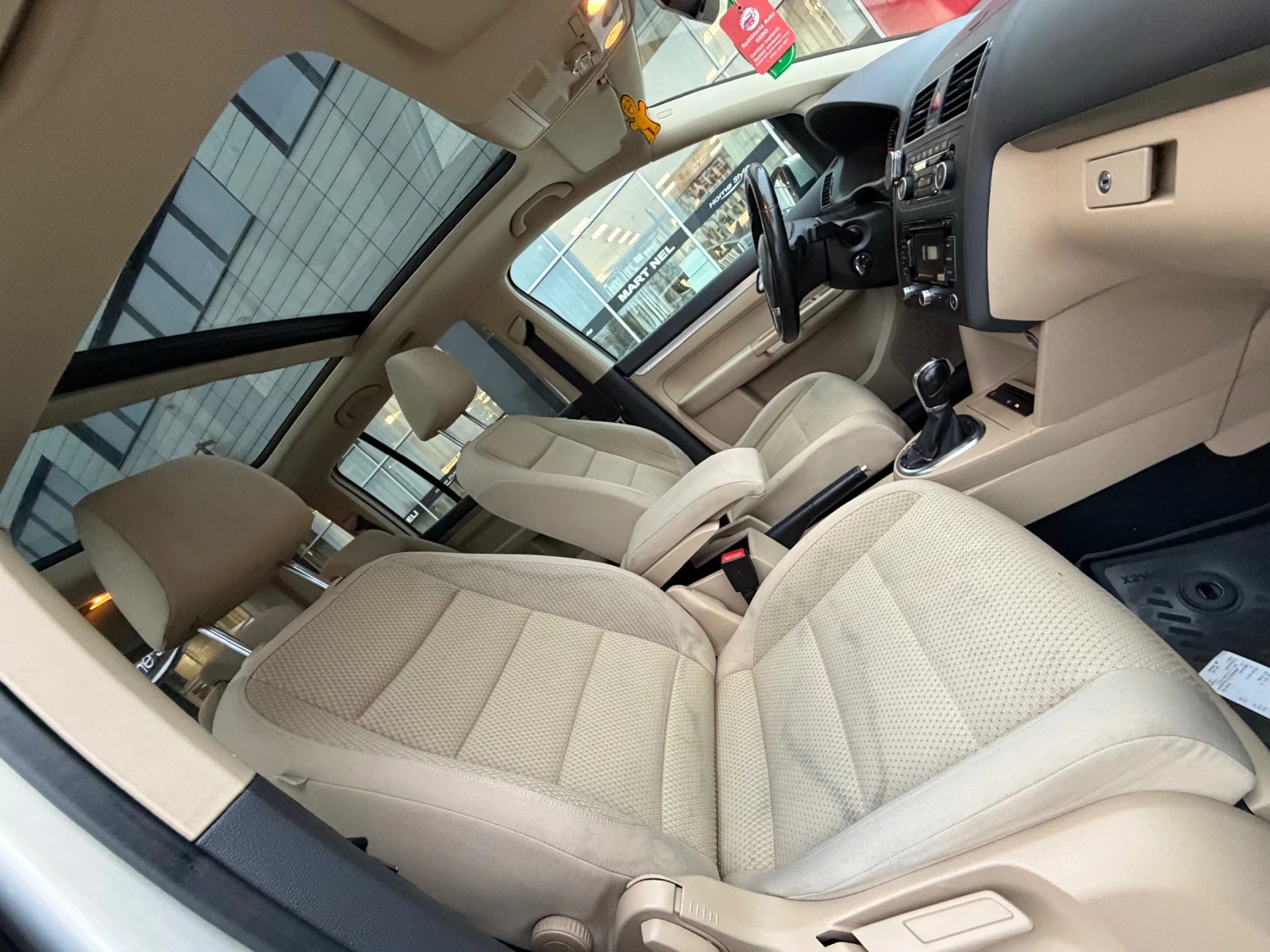 VW Touran 2.0TDI* LED* Панорама - изображение 8