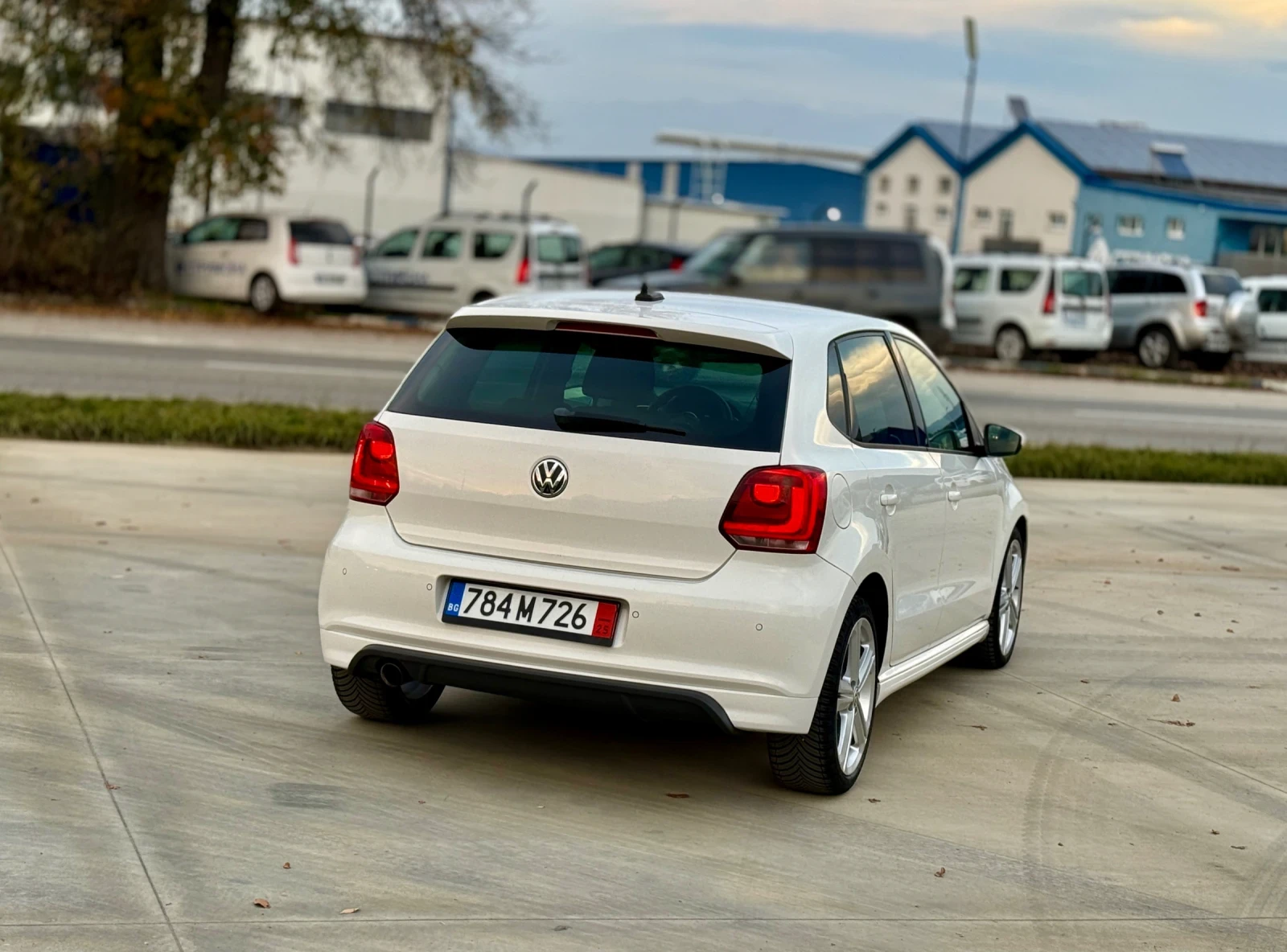 VW Polo 1.6 TDI R-Line 105 hp | Mobile.bg   4