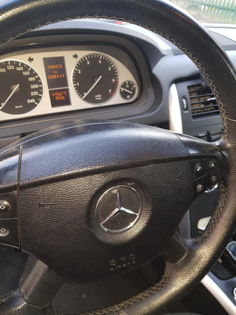 Mercedes-Benz B 200  - изображение 9