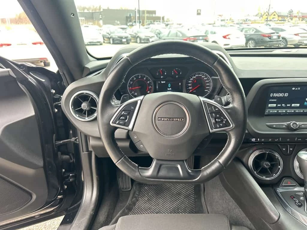 Chevrolet Camaro * LT Coupe | Clean Carfax | One Owner * CARFAX * Ц, снимка 10 - Автомобили и джипове - 54080230