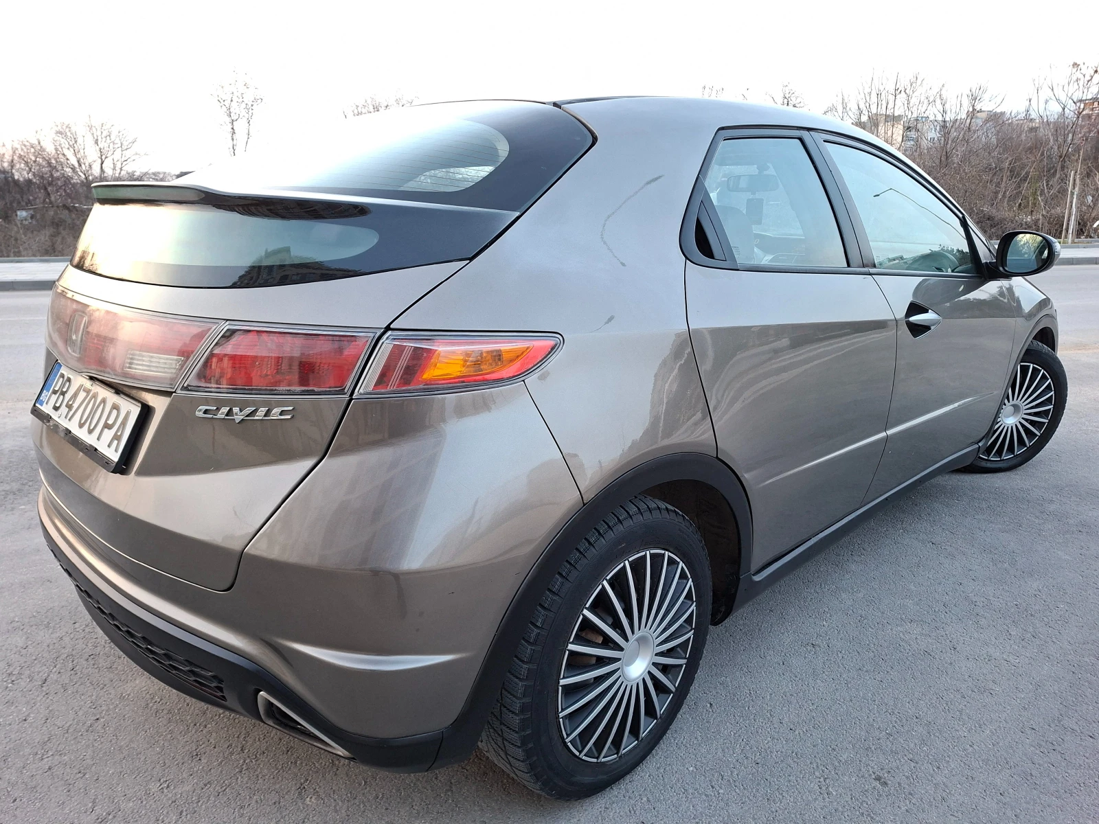 Honda Civic 2.2 Diesel 6скорости, снимка 4 - Автомобили и джипове - 54101753