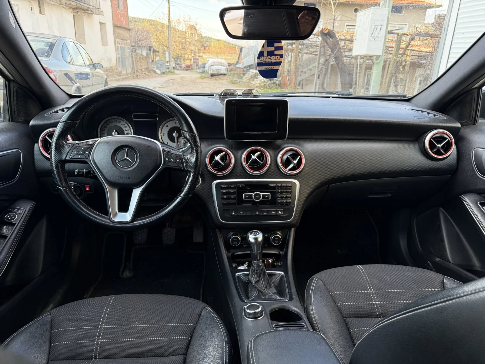 Mercedes-Benz A 180 CDI 6скорости , снимка 8 - Автомобили и джипове - 54151670
