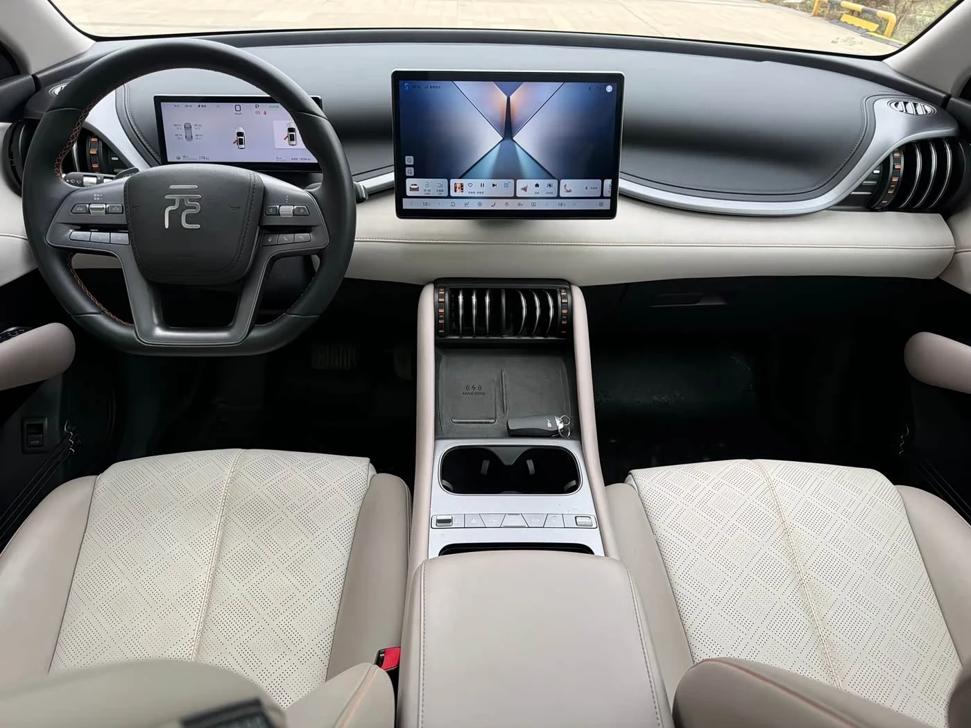 BYD Atto3 510km Superior Model autogeorge.com, снимка 8 - Автомобили и джипове - 54424989