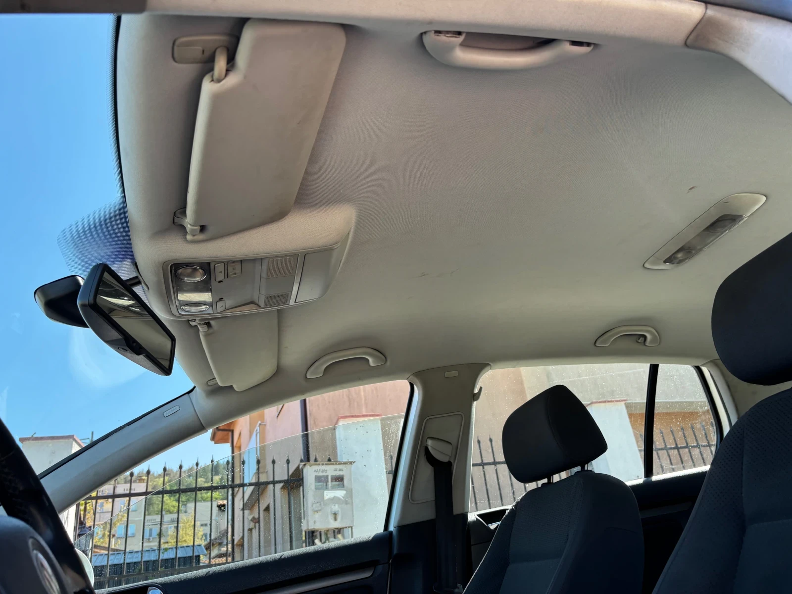 VW Golf 1.9, снимка 5 - Автомобили и джипове - 54428539