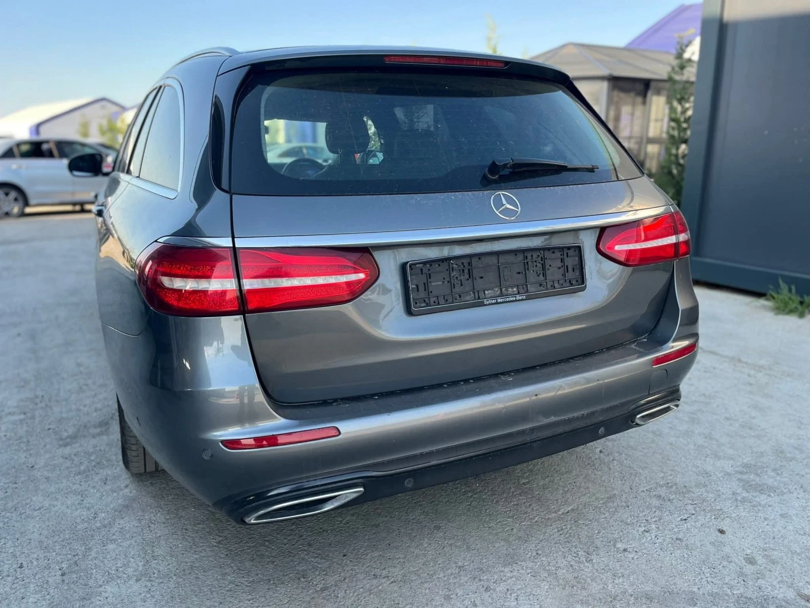 Mercedes-Benz E 220 654, снимка 7 - Автомобили и джипове - 54467656