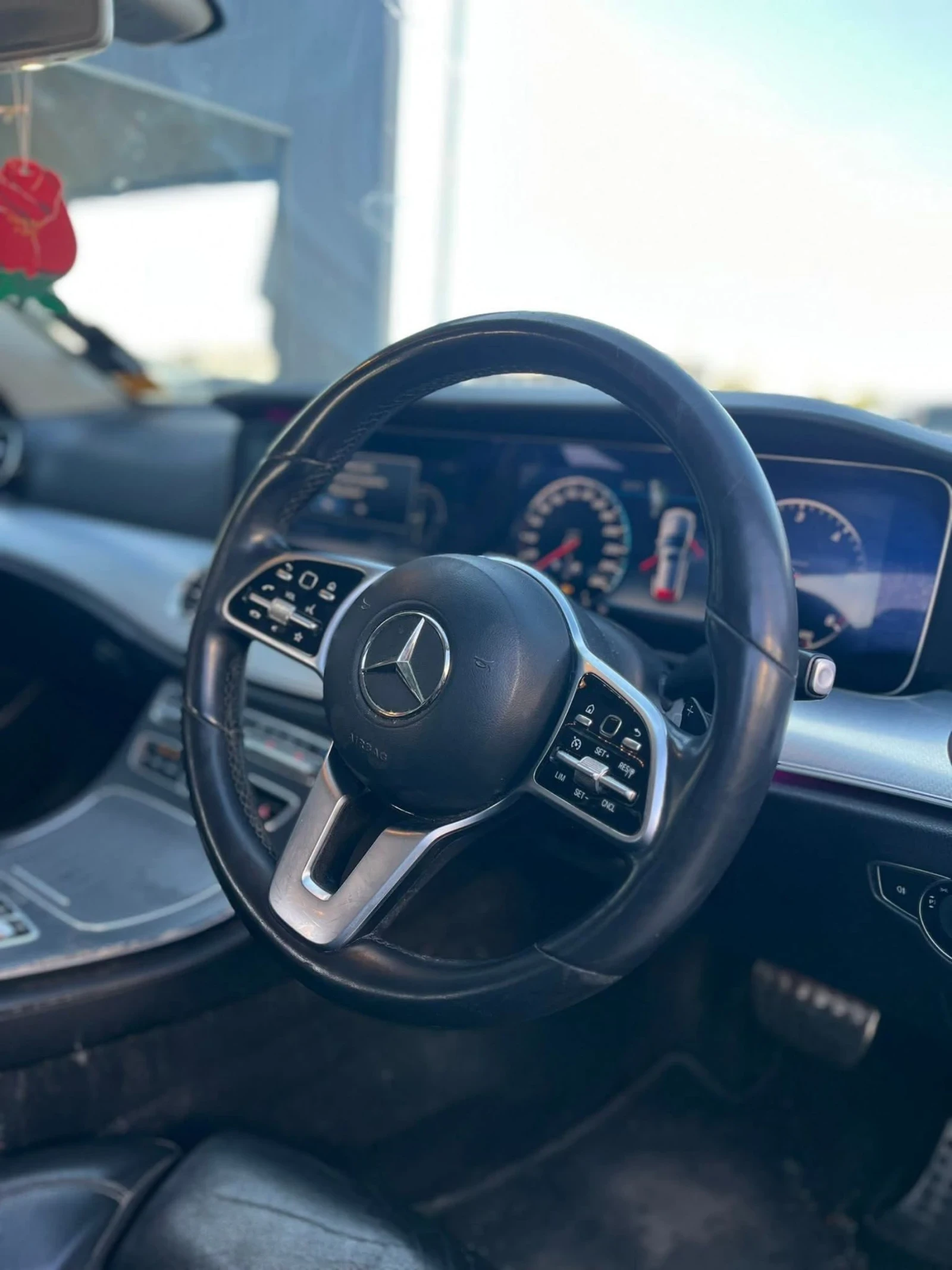 Mercedes-Benz E 220 654, снимка 12 - Автомобили и джипове - 54467656