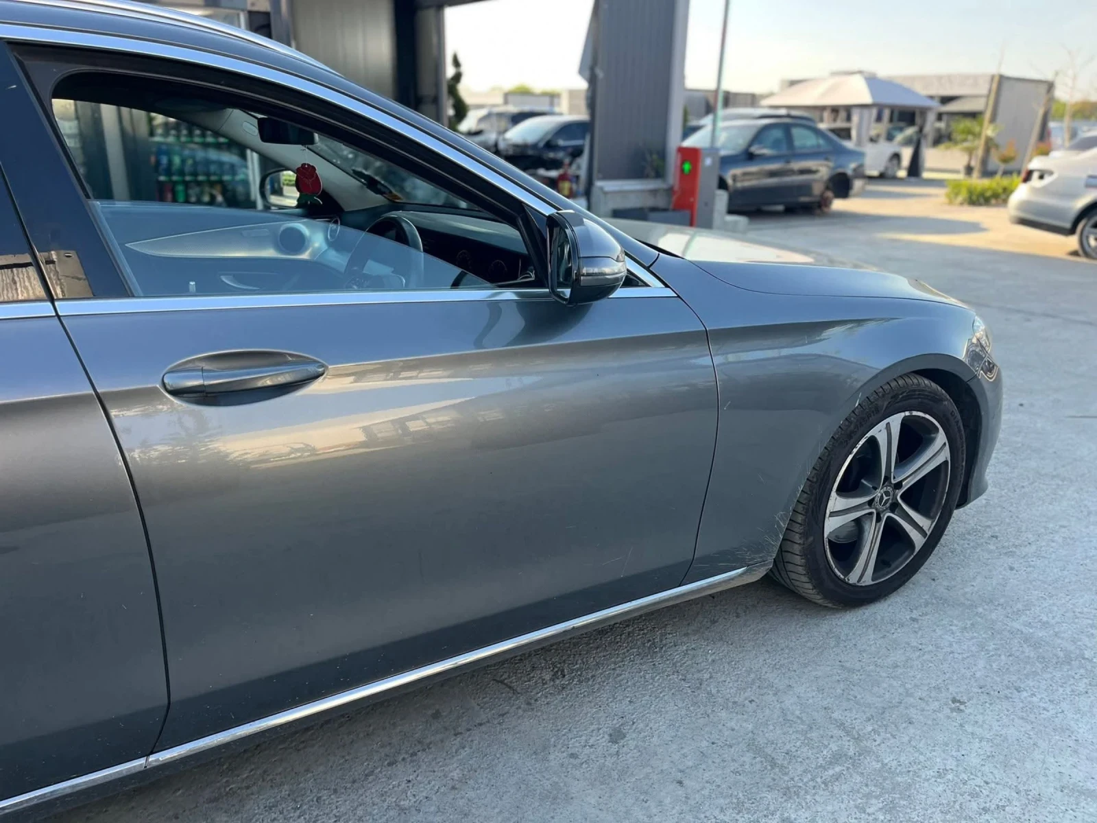 Mercedes-Benz E 220 654, снимка 10 - Автомобили и джипове - 54467656