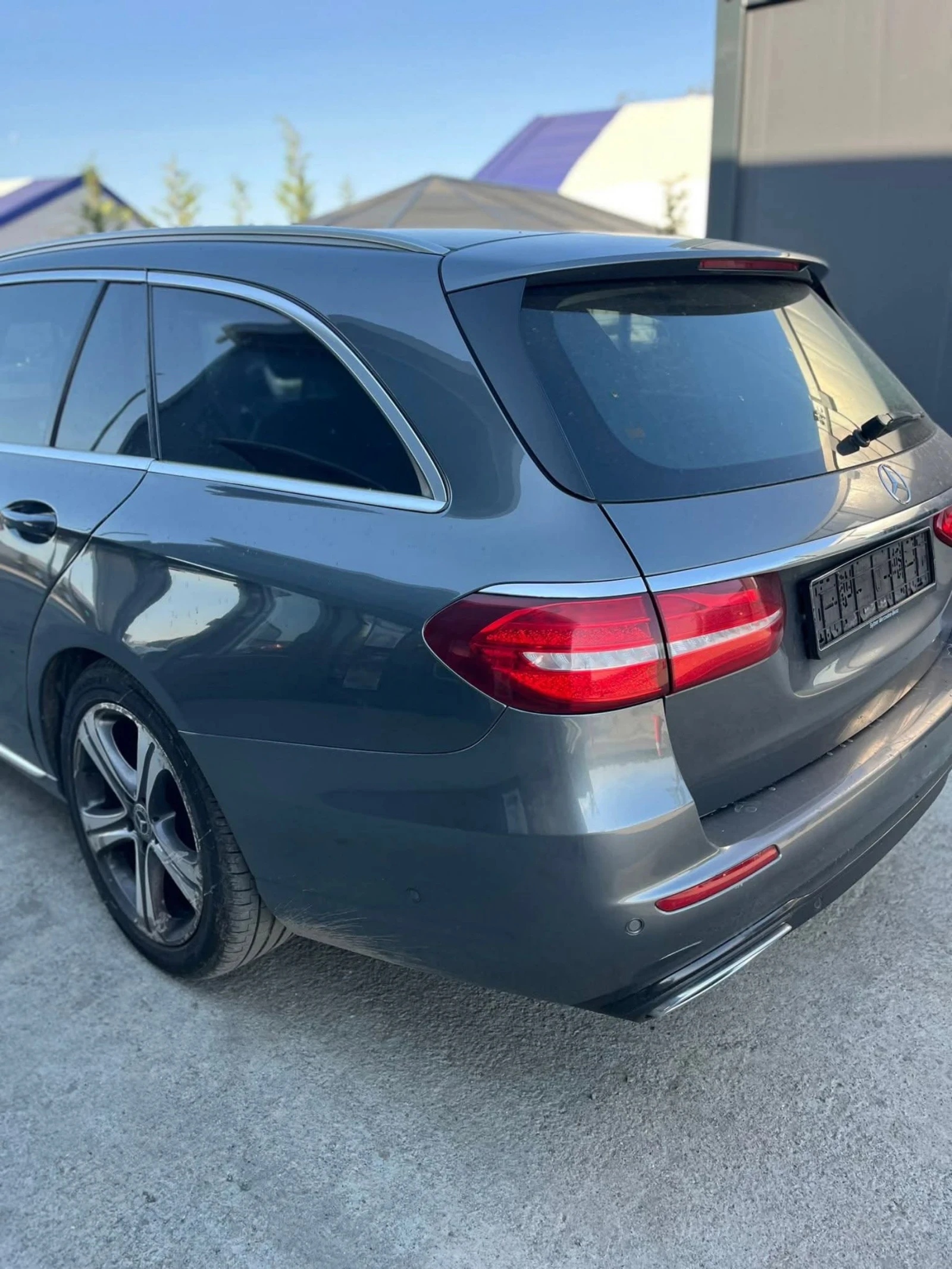 Mercedes-Benz E 220 654, снимка 6 - Автомобили и джипове - 54467656