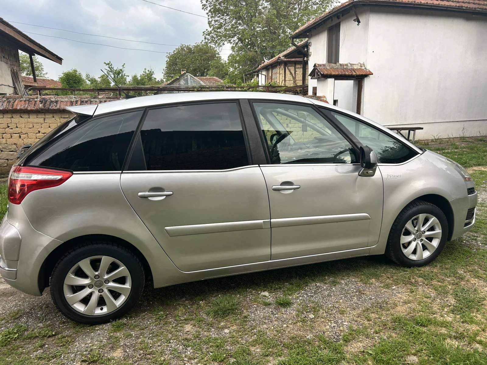Citroen C4 Picasso, снимка 5 - Автомобили и джипове - 54550514