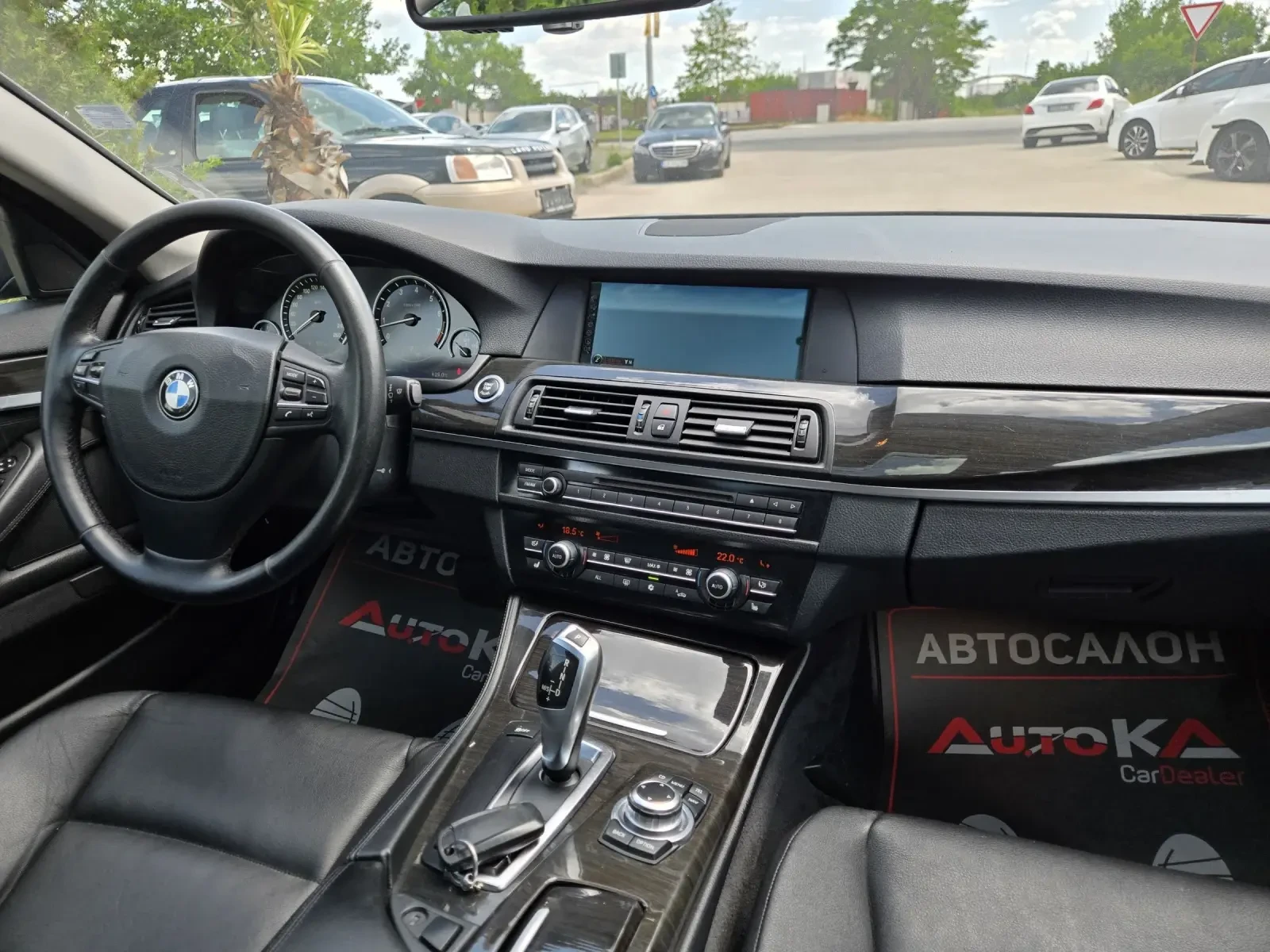 BMW 528 3.0i-240кс= АВТОМАТ= M Sport Package= ПОДГРЕВ= ШИБ, снимка 13 - Автомобили и джипове - 54714718