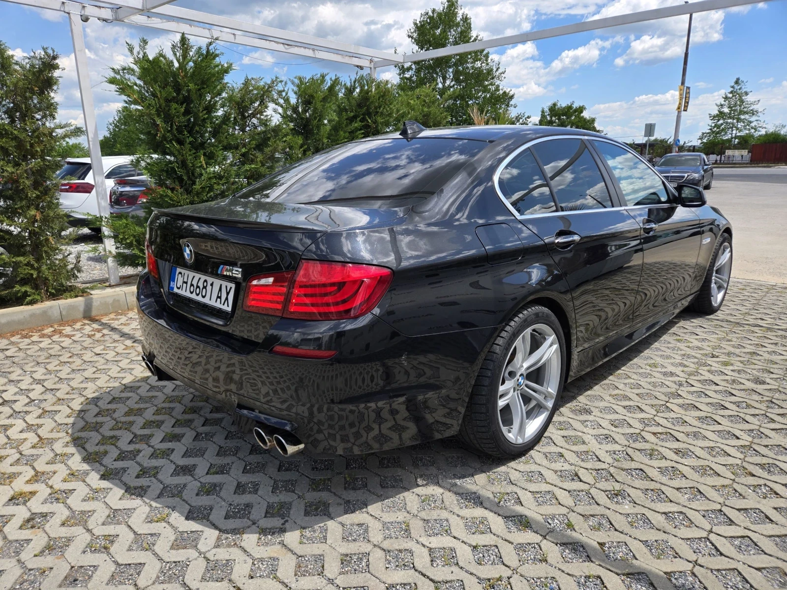 BMW 528 3.0i-240кс= АВТОМАТ= M Sport Package= ПОДГРЕВ= ШИБ, снимка 3 - Автомобили и джипове - 54714718