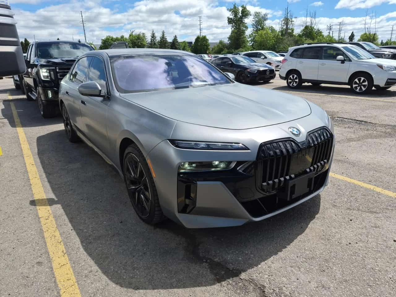 BMW 760 * 760I XDRIVE * CARFAX * ЦЕНА ДО БГ, снимка 2 - Автомобили и джипове - 54935165