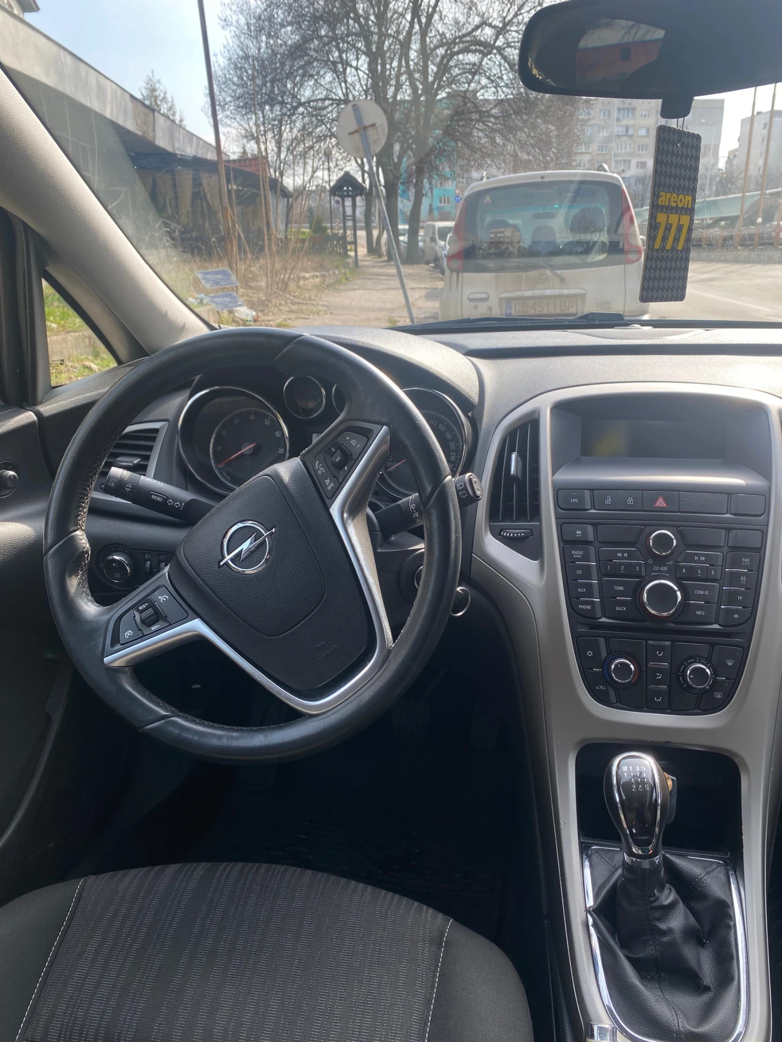 Opel Astra LPG, снимка 10 - Автомобили и джипове - 55138366