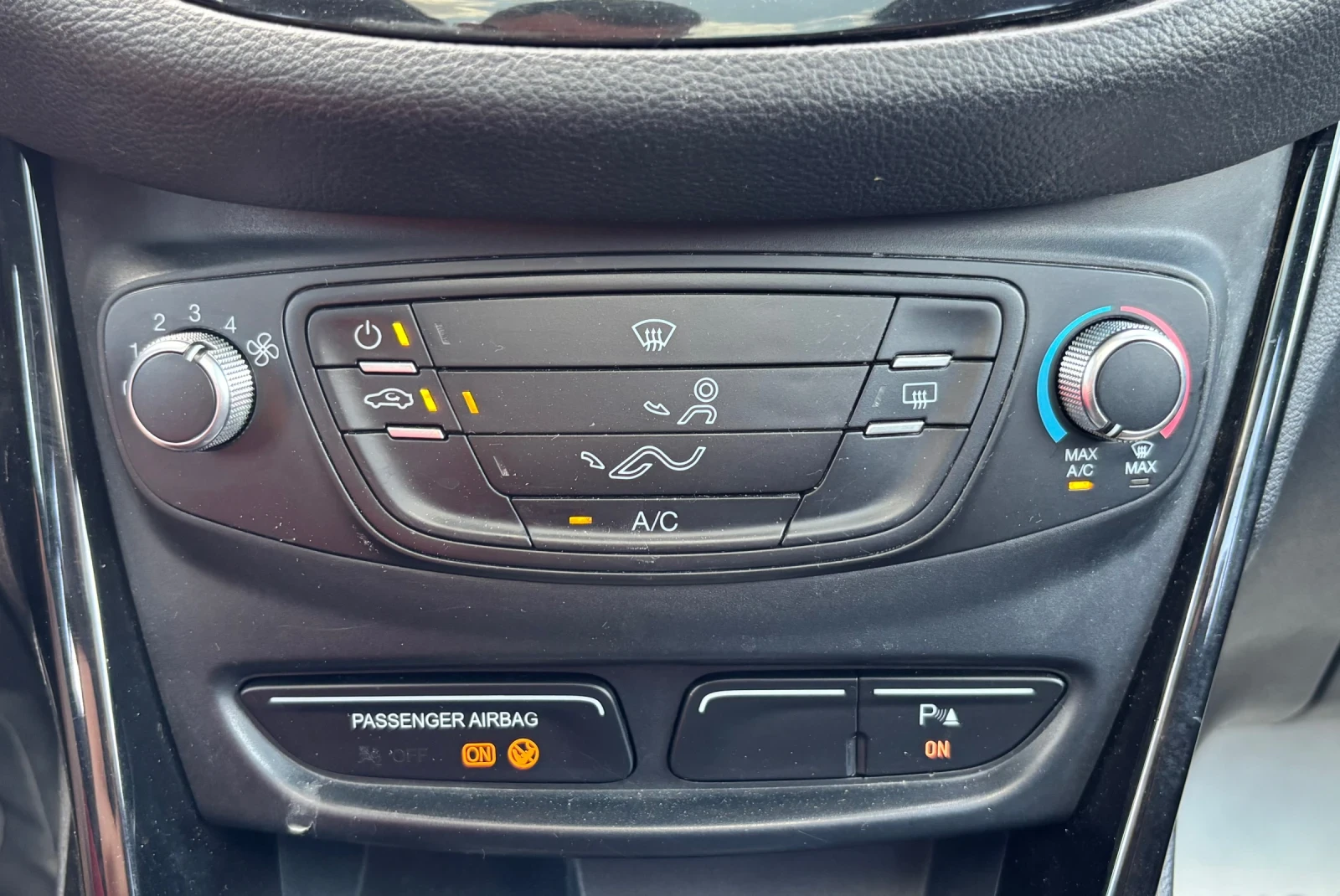 Ford B-Max, снимка 13 - Автомобили и джипове - 55239163