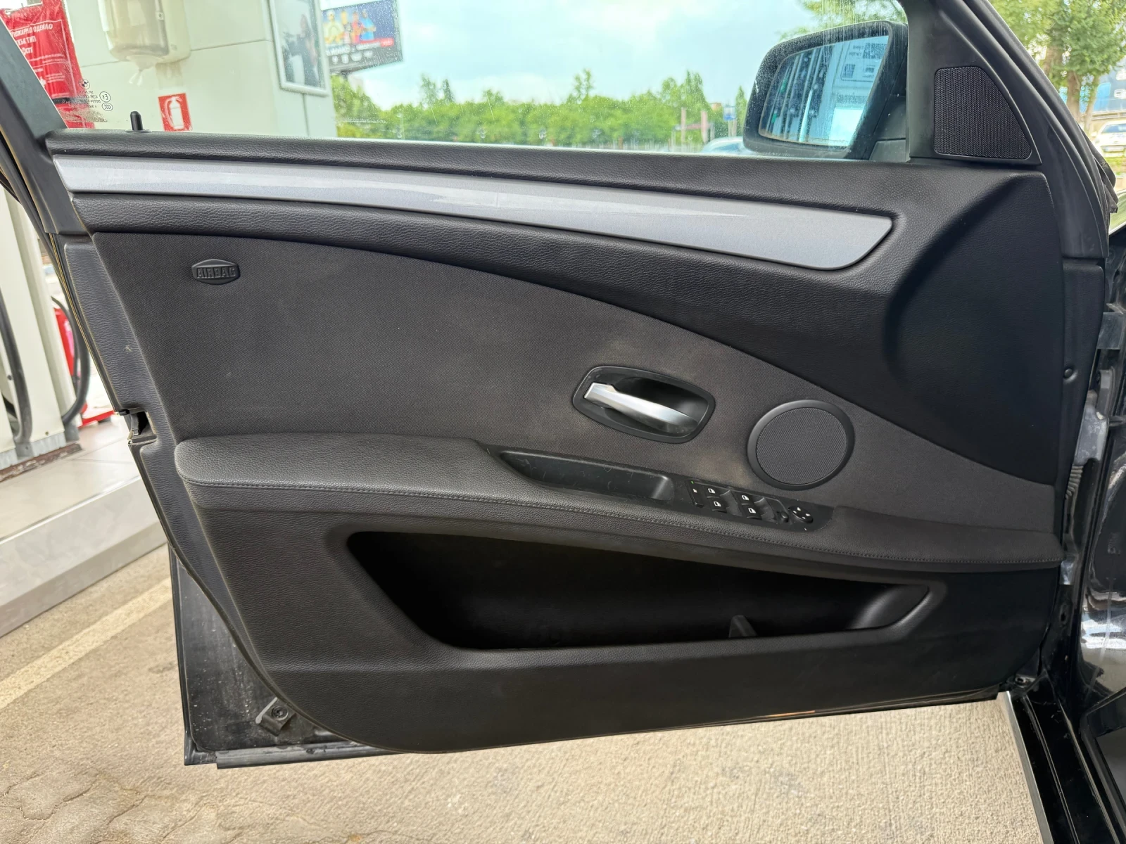 BMW 530 ix , снимка 10 - Автомобили и джипове - 55315680