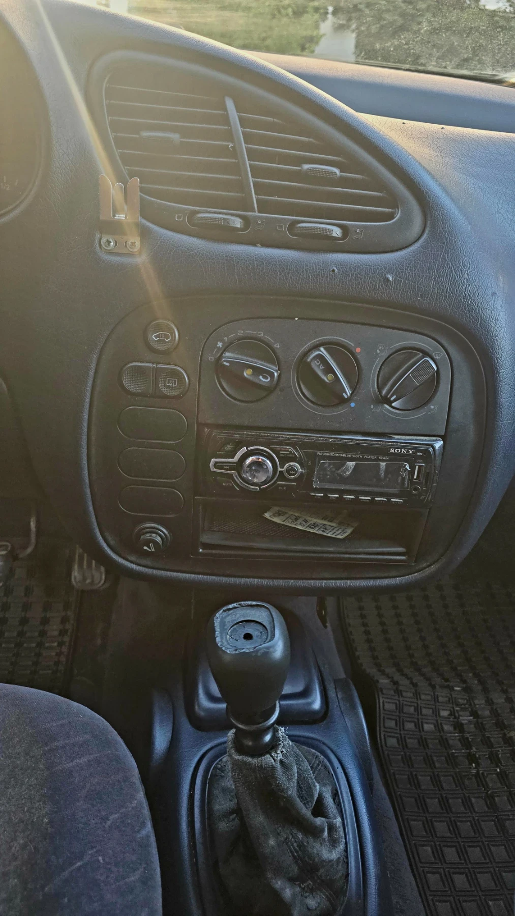 Seat Alhambra 1.9 TDI, снимка 16 - Автомобили и джипове - 55438014