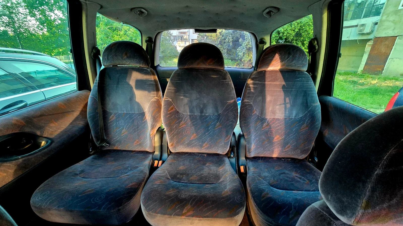 Seat Alhambra 1.9 TDI, снимка 12 - Автомобили и джипове - 55438014