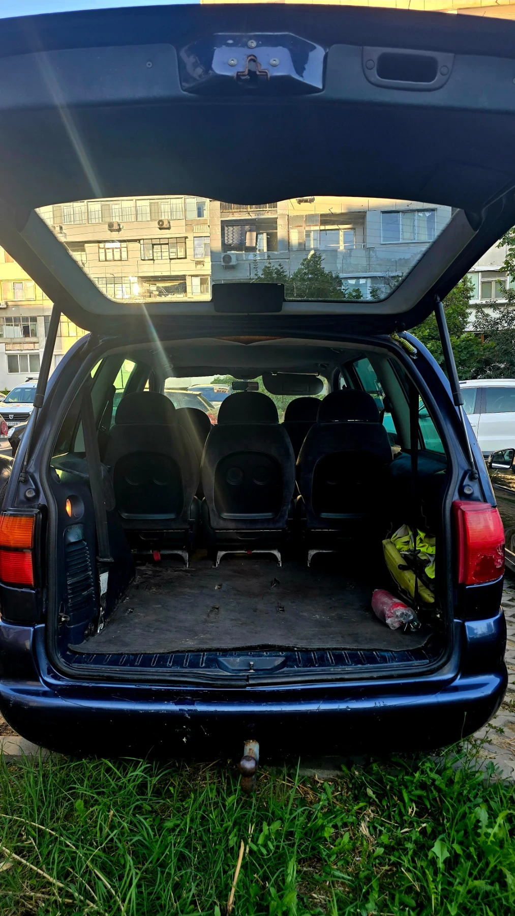 Seat Alhambra 1.9 TDI, снимка 11 - Автомобили и джипове - 55438014