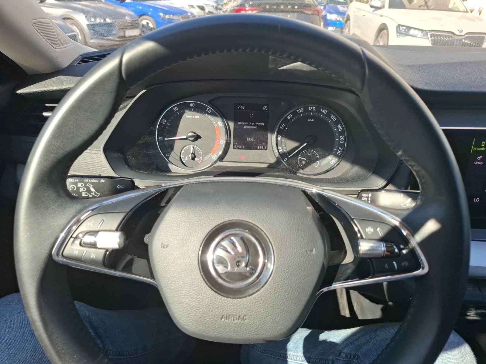 Skoda Octavia 1.0 TSI, снимка 11 - Автомобили и джипове - 55537225