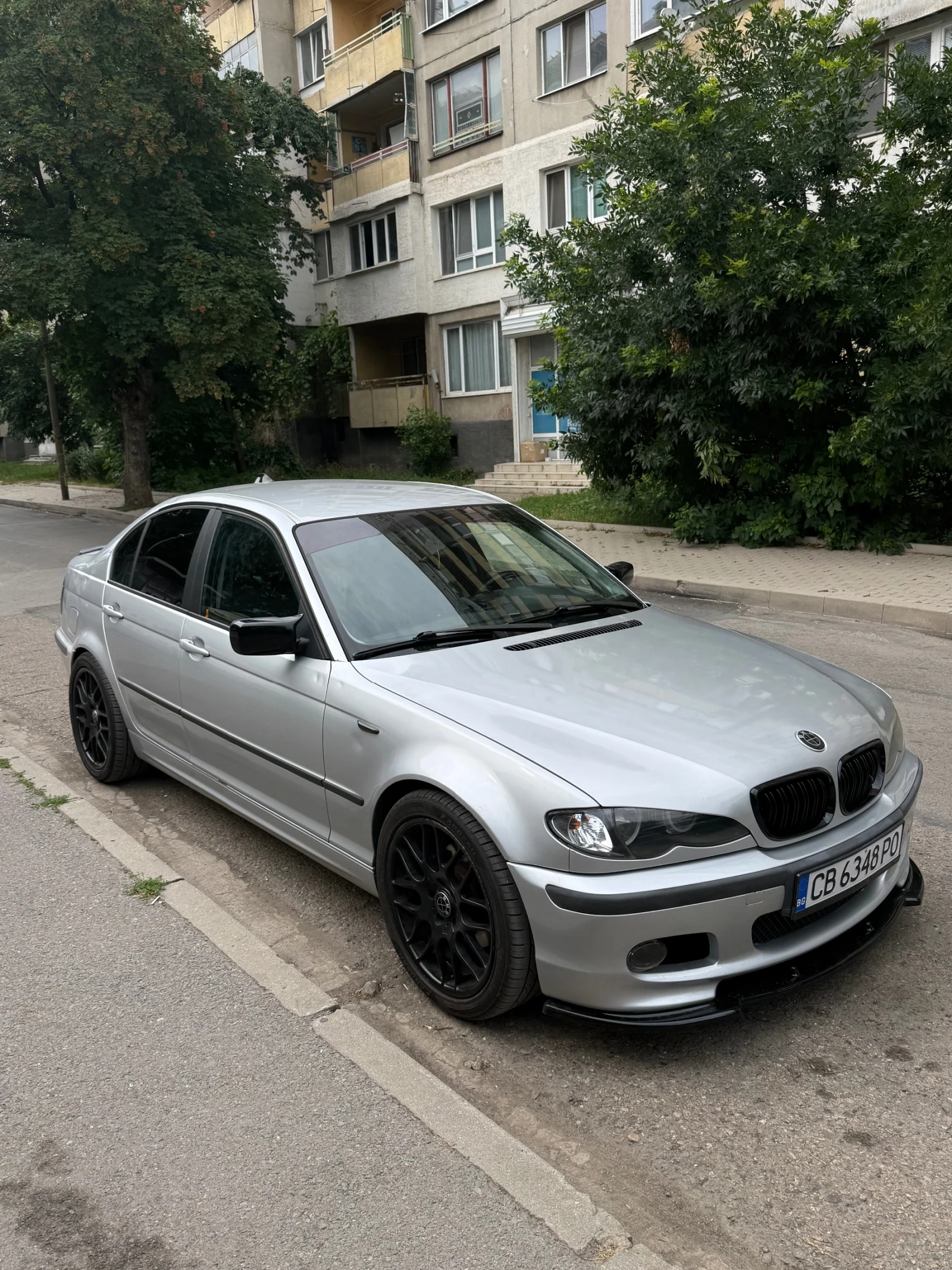 BMW 320