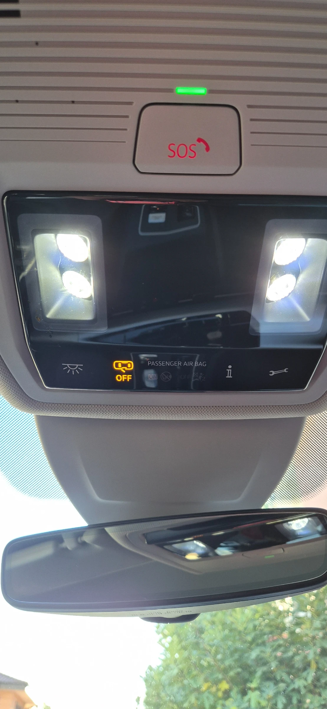 VW Golf 2.0 TDI Life , снимка 14 - Автомобили и джипове - 56625395