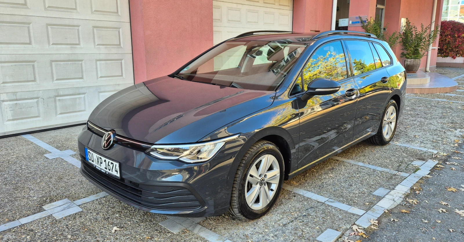 VW Golf 2.0 TDI Life , снимка 2 - Автомобили и джипове - 56625395