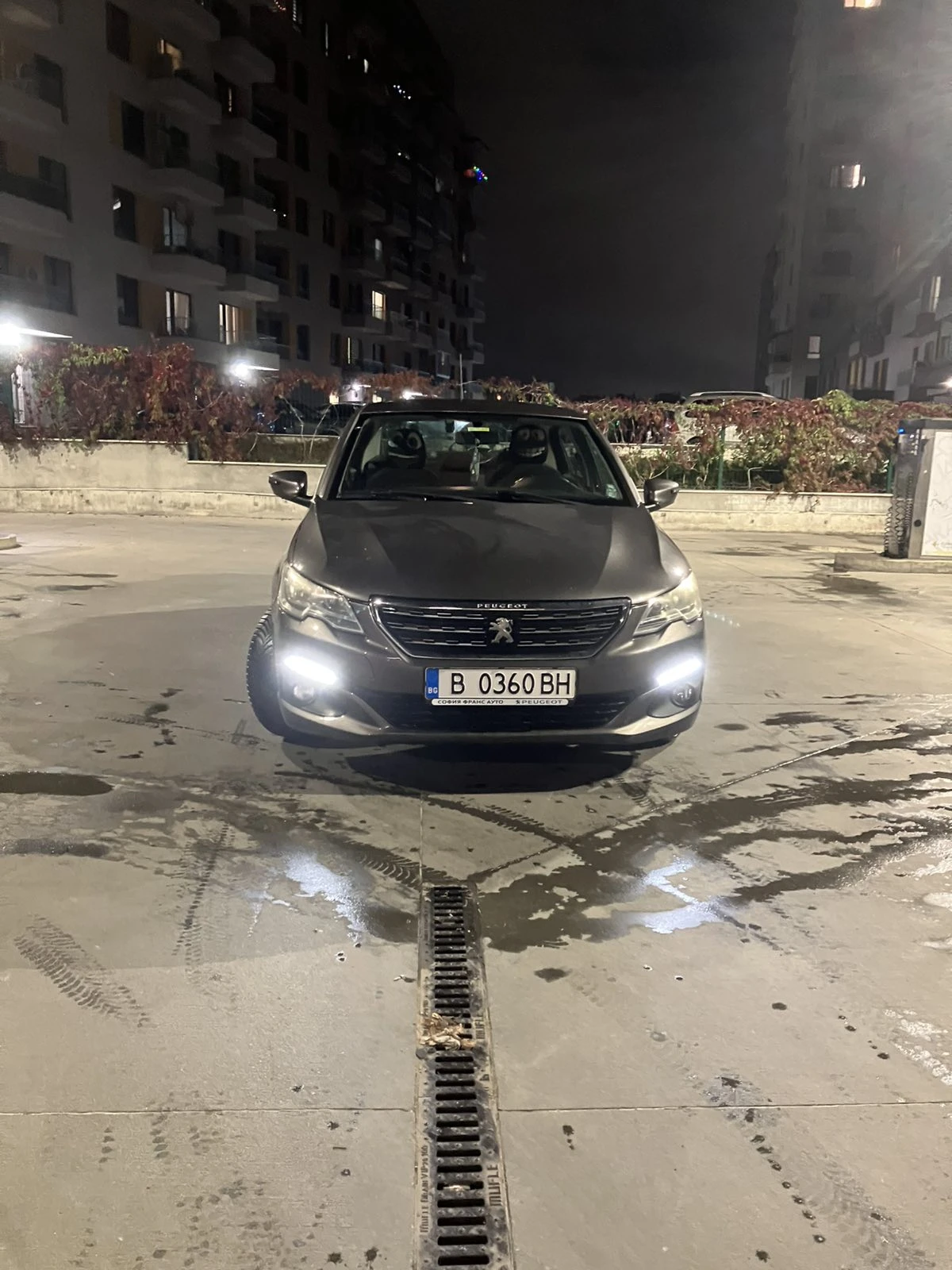Peugeot 301  Газ/Бензин Автоматик | 2017 г. | Първи собственик