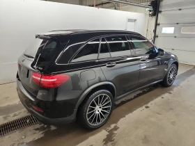 Mercedes-Benz GLC 43 AMG V6 BITURBO * * CARFAX * * АВТО КРЕДИТ * * , снимка 3