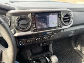 Toyota Tacoma * 4x4 Double Cab Auto* 2 КЛЮЧА* ПОДГРЕВ* KEYLESS* , снимка 9