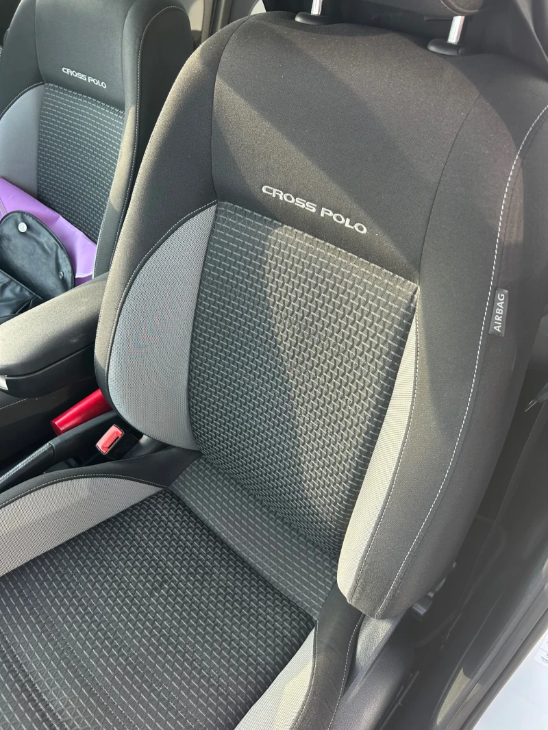 VW T-Cross, снимка 12 - Автомобили и джипове - 52457950