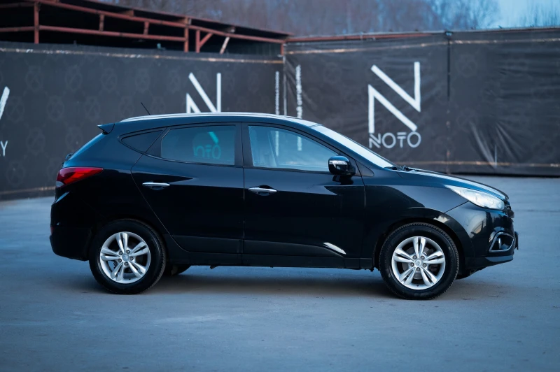 Hyundai IX35, снимка 4 - Автомобили и джипове - 53037316