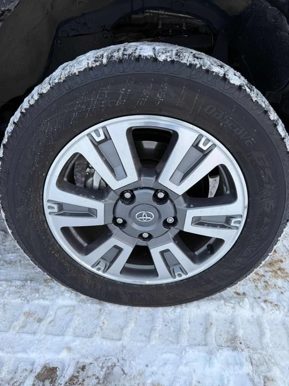 Toyota Tundra * Platinum * CARFAX * БЕЗ ПЪРВОНАЧАЛНА ВНОСКА, снимка 7 - Автомобили и джипове - 53035833