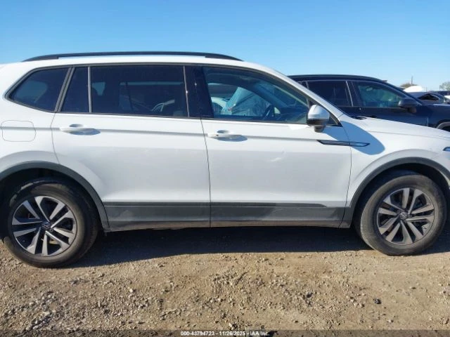 VW Tiguan 2.0T S - изображение 5