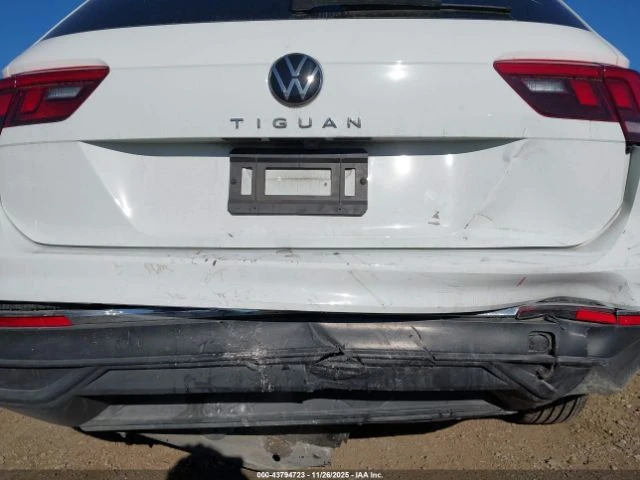 VW Tiguan 2.0T S - изображение 9
