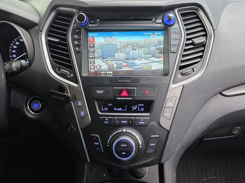 Hyundai Santa fe 2.0 4WD PREMIUM, снимка 14 - Автомобили и джипове - 55844301