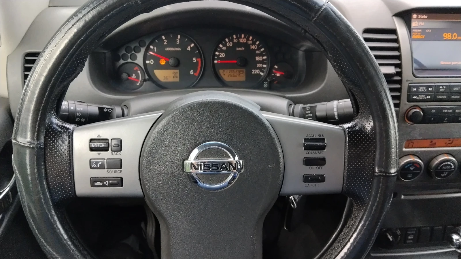 Nissan Navara D40 - изображение 4