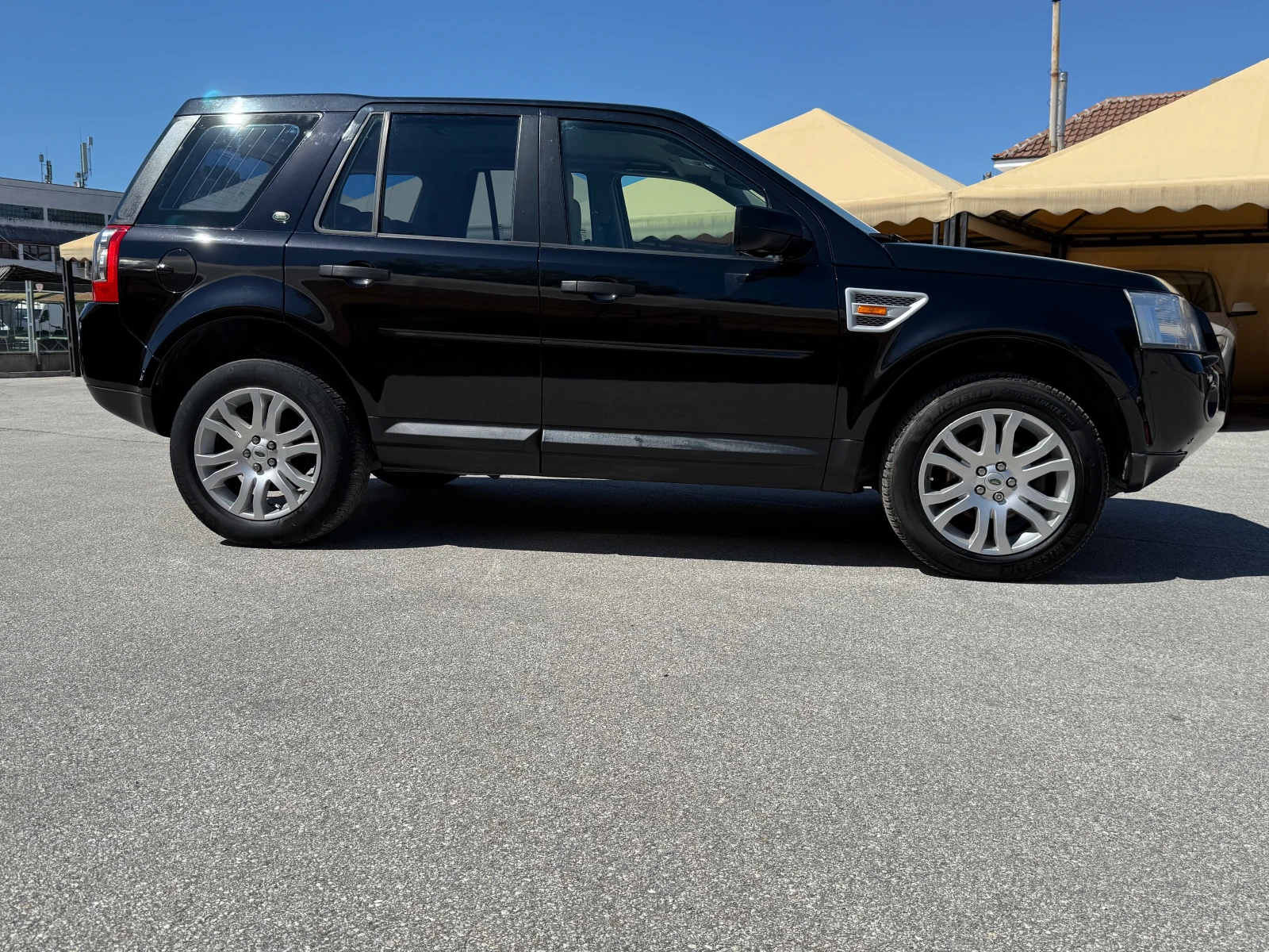 Land Rover Freelander 2.2 td4 ! ! ! 100% РЕАЛНИ КМ ! ! ! - изображение 4