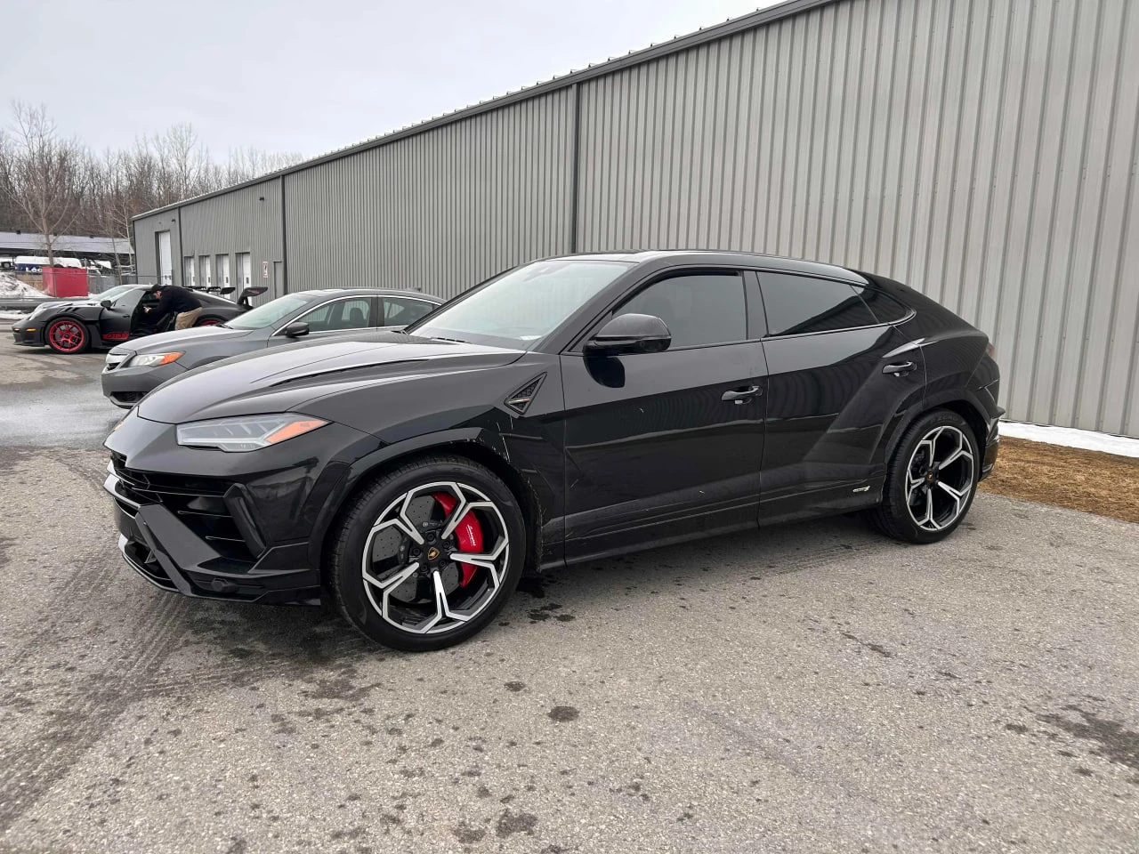 Lamborghini Urus * S * ПАНО* ПОДГРЕВ* KEYLESS*  - изображение 2
