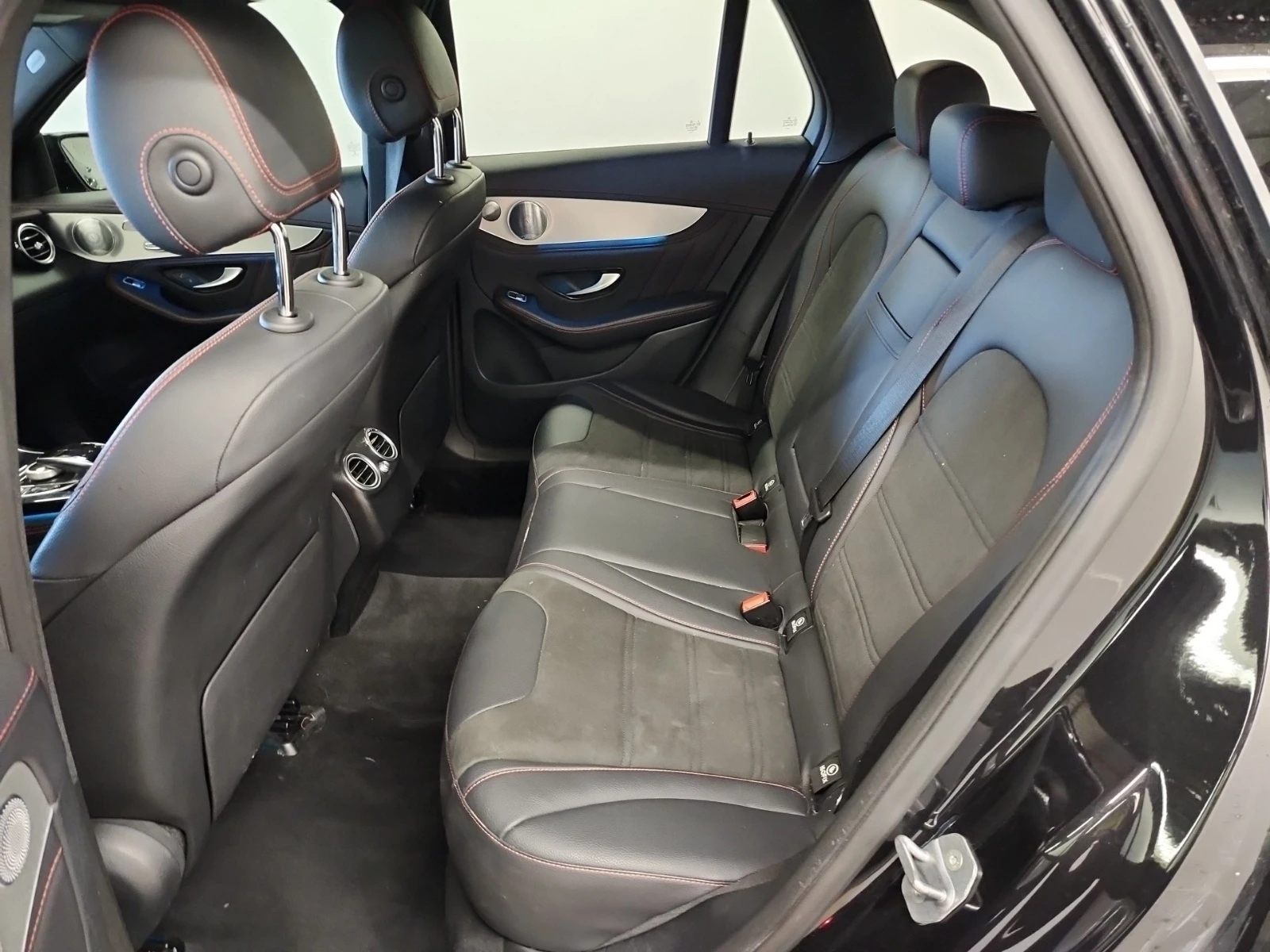 Mercedes-Benz GLC 43 AMG V6 BITURBO * * CARFAX * * АВТО КРЕДИТ * * , снимка 10 - Автомобили и джипове - 54034501